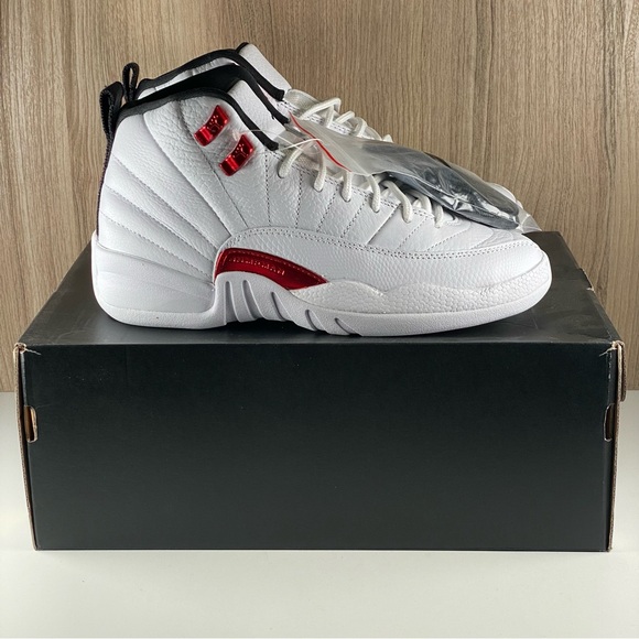 Nike Air Jordan 12 Retro 'Twist' White Red 153265-106 GS Size 4.5 / Wmns Size 6 - Picture 10 of 10